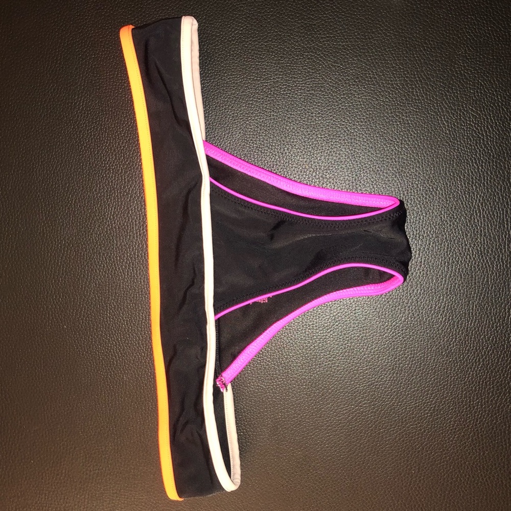 Victoria’s Secret banded bikini bottom